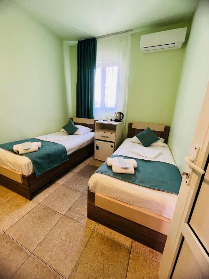 Marnar Hotel Erywań Zewnętrze zdjęcie